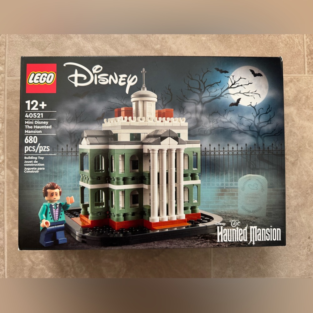 LEGO Disney Haunted Mansion Set, NIB